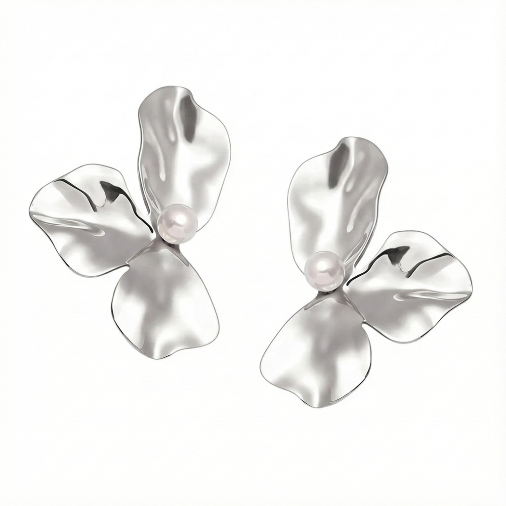 The Luna Petal Earrings – 18K Gold Plated